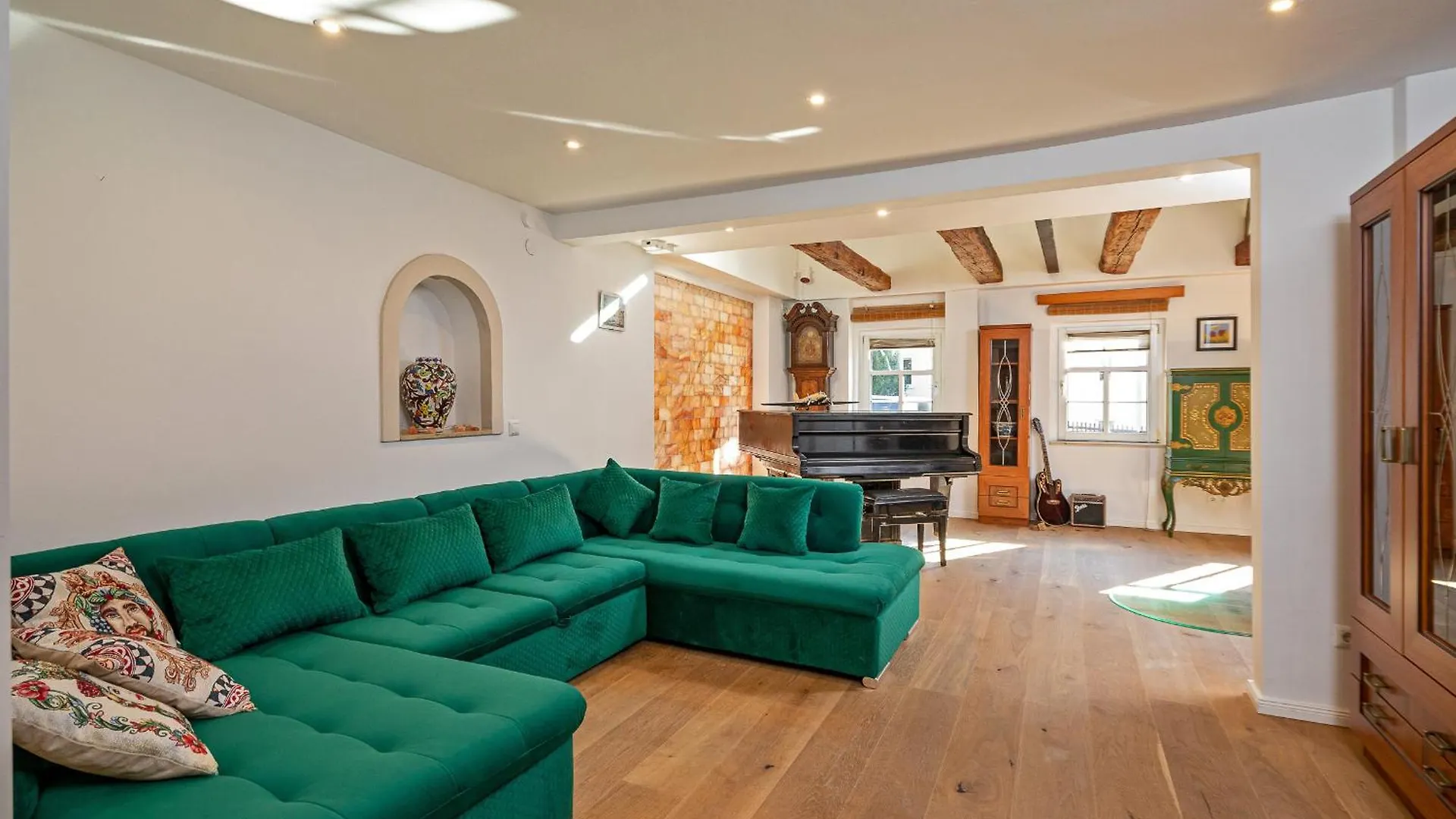 Luxurioese Sandstein Villa - 320 Qm - 7 Raeume Dresden