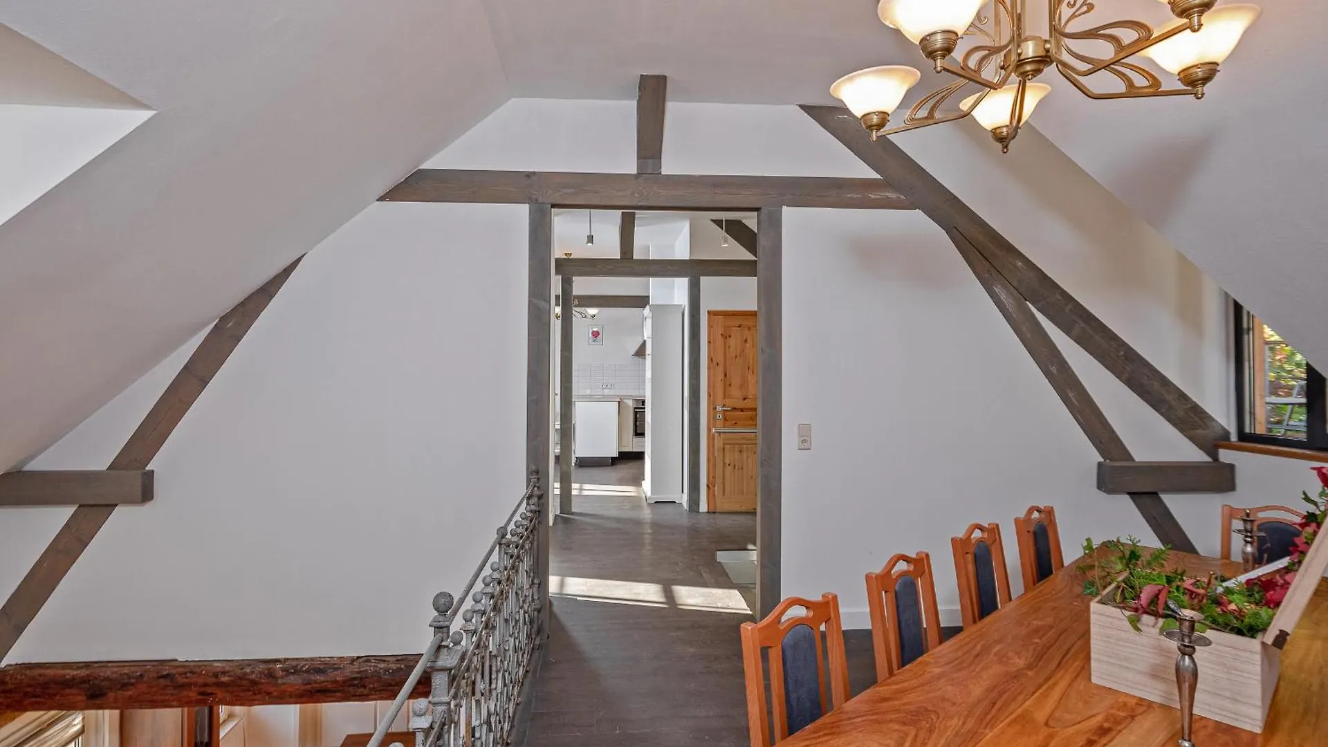 Luxurioese Sandstein Villa - 320 Qm - 7 Raeume Dresden