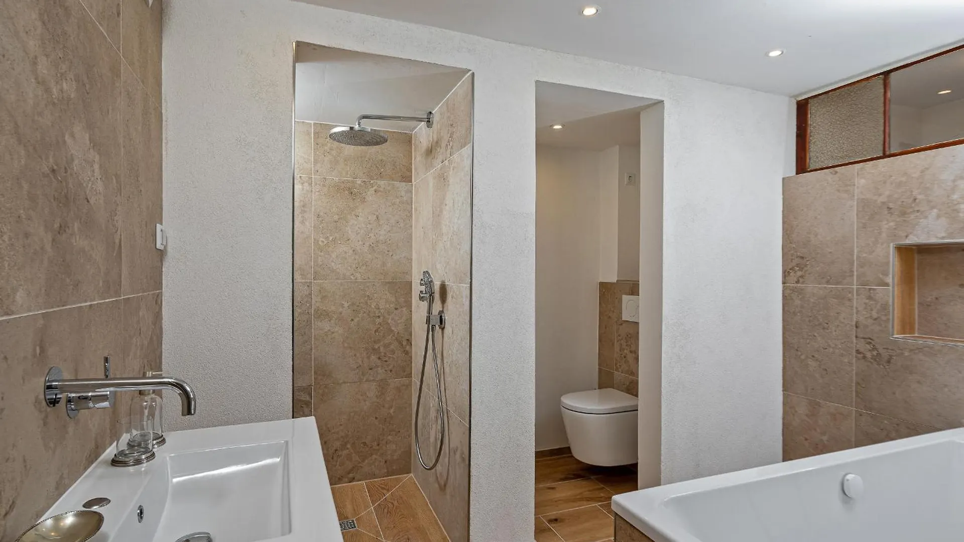 Luxurioese Sandstein Villa - 320 Qm - 7 Raeume 드레스덴 0*,